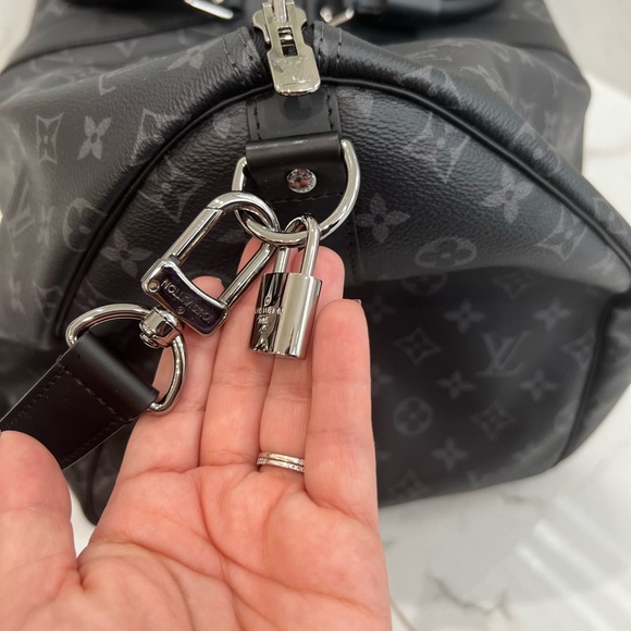 Louis Vuitton bag, like new! - Picture 5 of 8